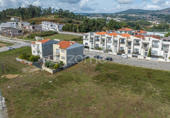 Helårsgrund i Lousada, Porto, Lousada - € 34.925 | Ref: ZMPT561541 - foto 1