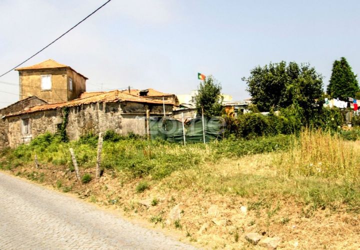 Helårsgrund i Gulpilhares e Valadares, Porto, Gulpilhares e Valadares - € 1.550.000 | Ref: ZMPT572921 - foto 1