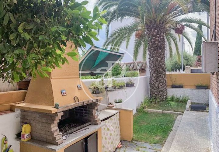 Villa i Madrid, Madrid, Madrid - € 875.000 | Ref: VMN2412017 - foto 1