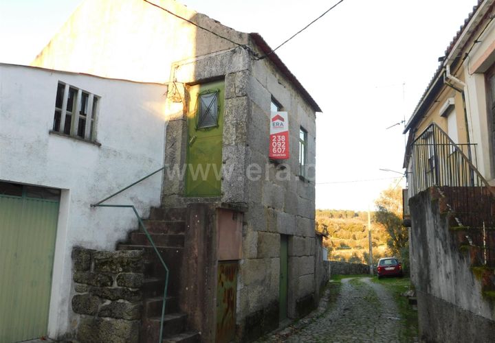 Villa i Seia, Guarda, Seia - € 28.000 | Ref: 382250002 - foto 1