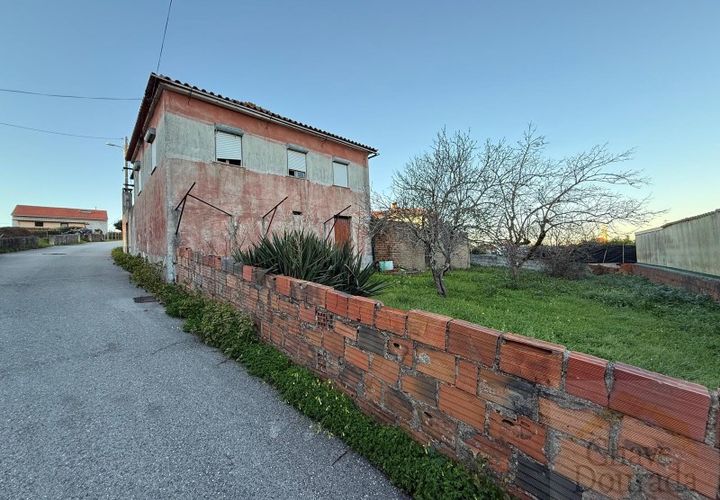 Byhus i Miranda do Corvo, Coimbra, Miranda do Corvo - € 79.000 | Ref: 15532U - foto 1
