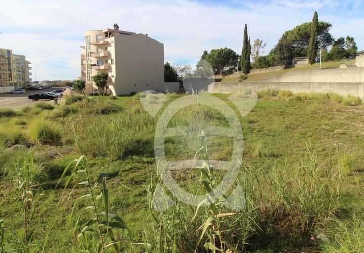 Helårsgrund i Tavarede, Coimbra, Tavarede - € 260.500 | Ref: ff1513 - foto 1