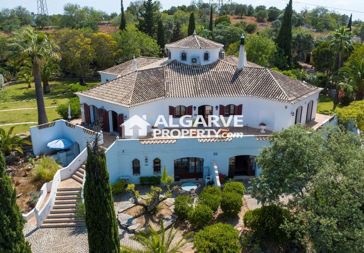 Villa i Tavira, Faro, Tavira - € 1.685.000 | Ref: V237641J - foto 1