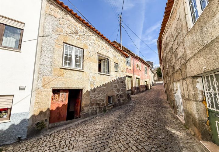 Villa a Celorico da Beira, Guarda, Celorico da Beira - € 45.000 | Ref: 046250008 - foto 1