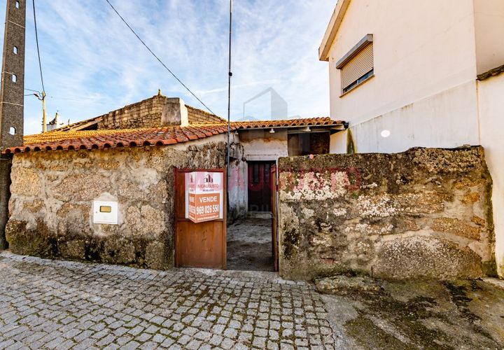 Villa a Celorico da Beira, Guarda, Celorico da Beira - € 19.900 | Ref: CAS_2188 - foto 1