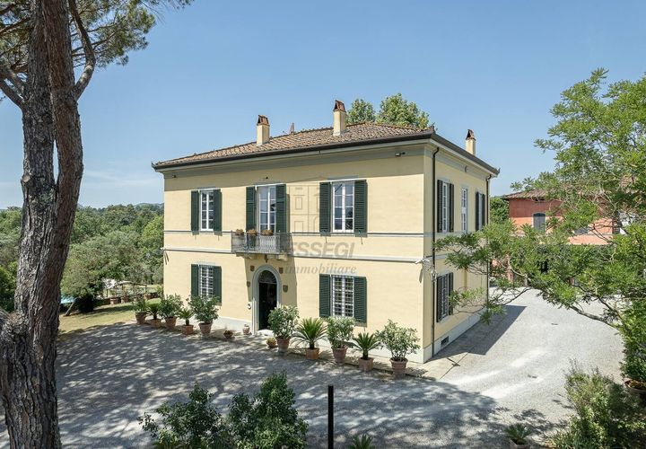 Villa i Lucca, Lucca, Lucca - € 2.850.000 | Ref: IA03945 - foto 1