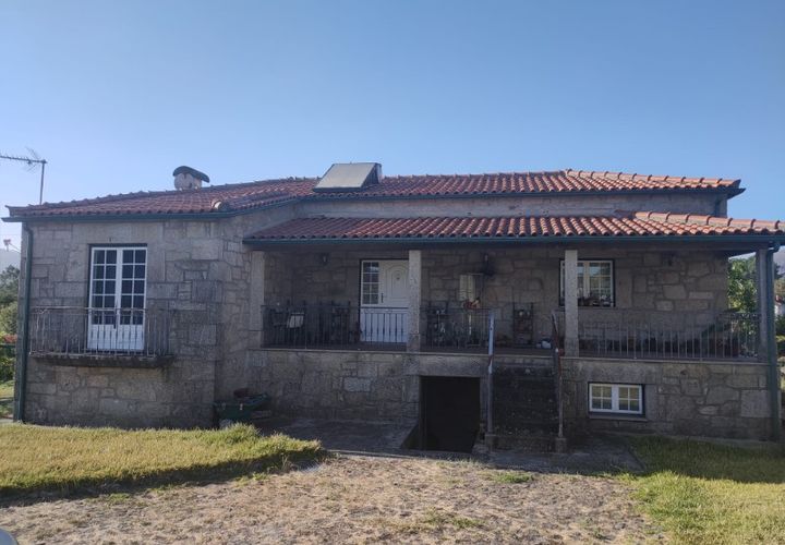 Villa i Arcos de Valdevez, Viana do Castelo, Arcos de Valdevez - € 330.000 | Ref: UNU.I.95.23362 - foto 1