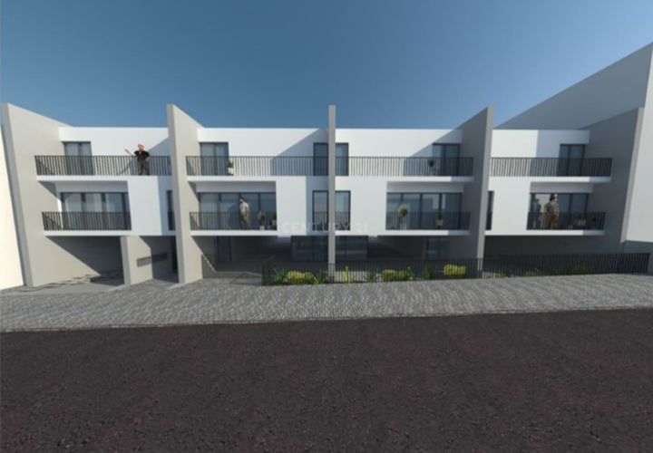 Helårsgrund i Amadora, Lisbon, Amadora - € 299.500 | Ref: C0223-07728 - foto 1