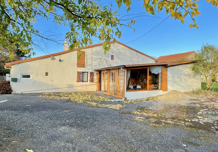 Villa i La Chapelle-Baton, Vienne, La Chapelle-Baton - € 55.000 | Ref: 34642 - foto 1