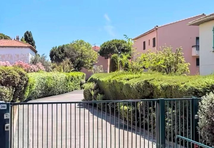 Lejlighed i Frejus, Var, Frejus - € 185.000 | Ref: 85617378 - foto 1