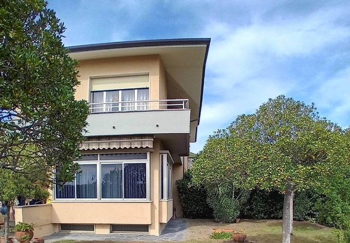 Villa i Pietrasanta, Lucca, Pietrasanta - € 1.700.000 | Ref: a10803rv2200325 - foto 1