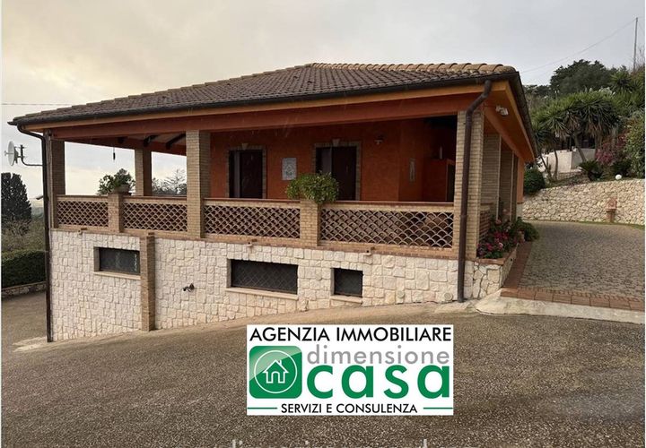 Villa a Caltanissetta, Caltanissetta, Caltanissetta - € 250.000 | Ref: VL98 - foto 1