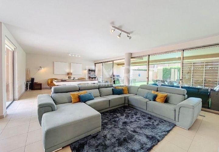 Villa i Guia, Faro, Guia - € 1.200.000 | Ref: PMR350051 - foto 1