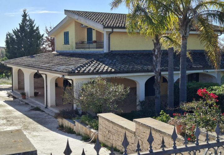 Villa a Ispica, Ragusa, Ispica - € 460.000 | Ref: AS 17 - foto 1