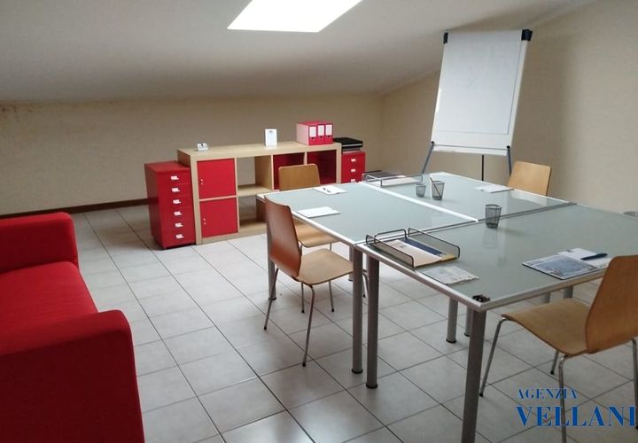 Erhvervsejendom i Carpi, Modena, Carpi - € 200.000 | Ref: PHS-931 - foto 1