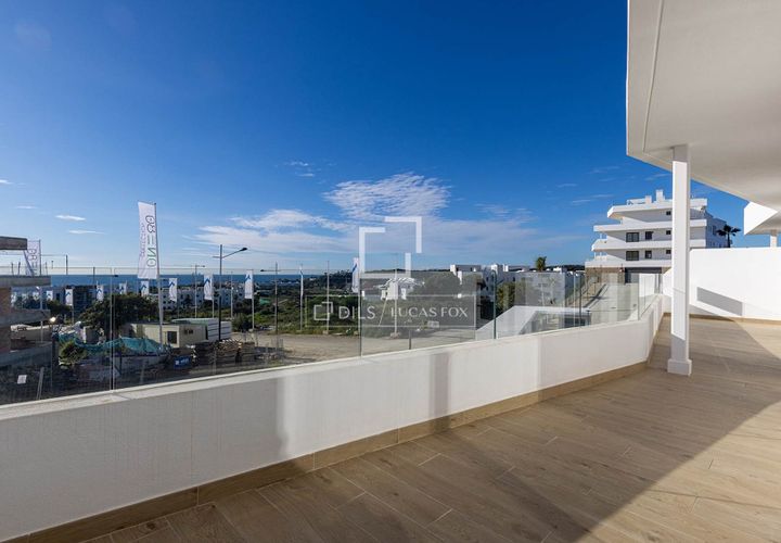 Lejlighed i Estepona, Malaga, Estepona - € 450.000 | Ref: EST56638 - foto 1