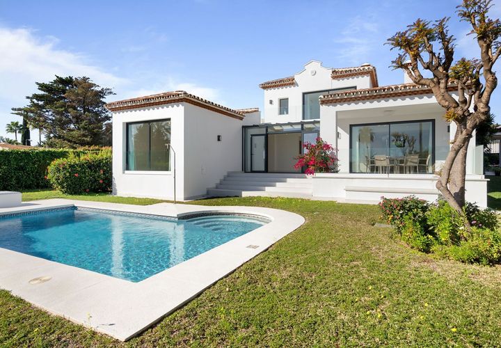 Villa a Elviria, Malaga, Elviria - € 2.290.000 | Ref: R4949704 - foto 1