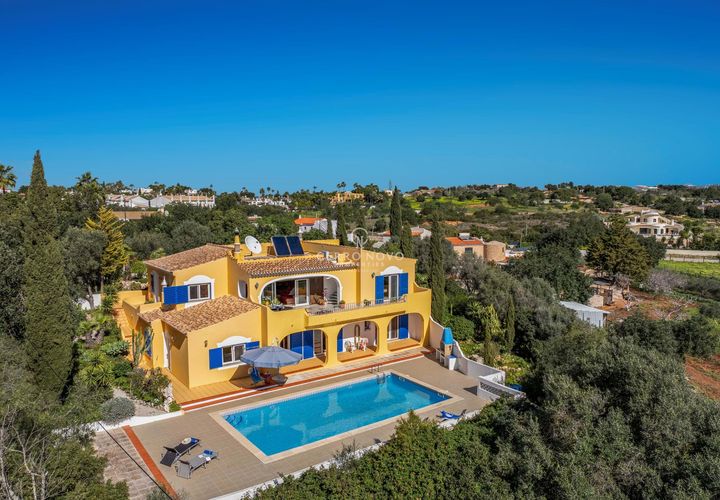 Villa i Albufeira, Faro, Albufeira - € 997.000 | Ref: CNV4143 - foto 1