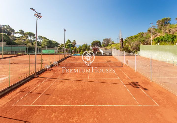 Landejendom i Cabrils, Barcelona, Cabrils - € 1.950.000 | Ref: W-00CK2F/3699 - foto 1