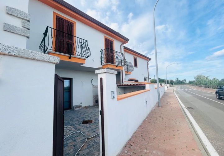 Villa i Posada, Nuoro, Posada - € 185.000 | Ref: PO950 - foto 1