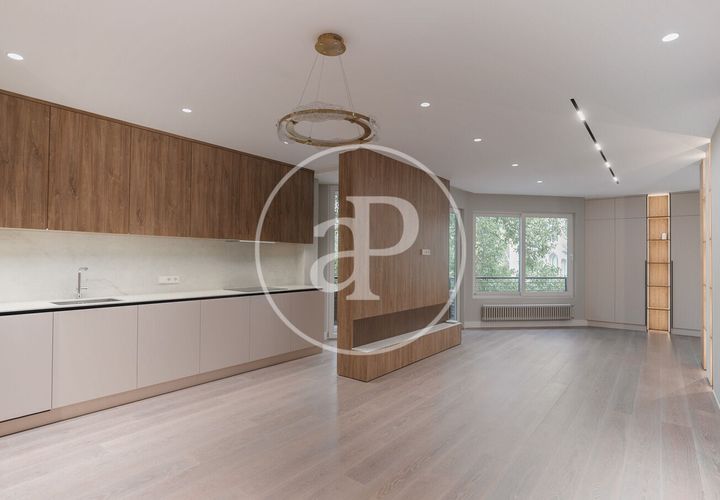 Lejlighed i Barcelona, Barcelona, Barcelona - € 1.225.000 | Ref: VB2411074 - foto 1