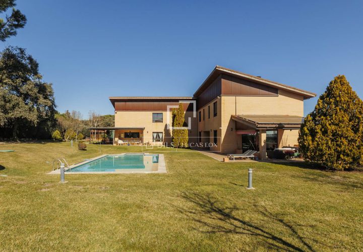 Villa em Boadilla Del Monte, Madrid, Boadilla Del Monte - € 2.250.000 | Ref: POZ56760 - foto 1