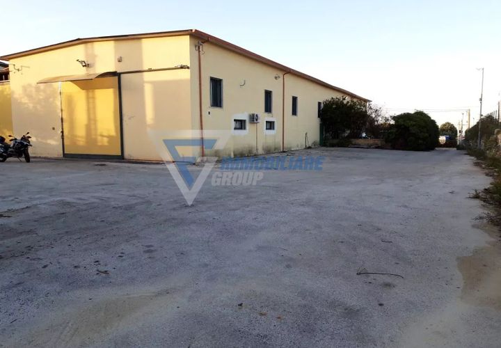 Erhvervsejendom i Melilli, Siracusa, Melilli - € 400.000 | Ref: BEL DEPO 04 - foto 1