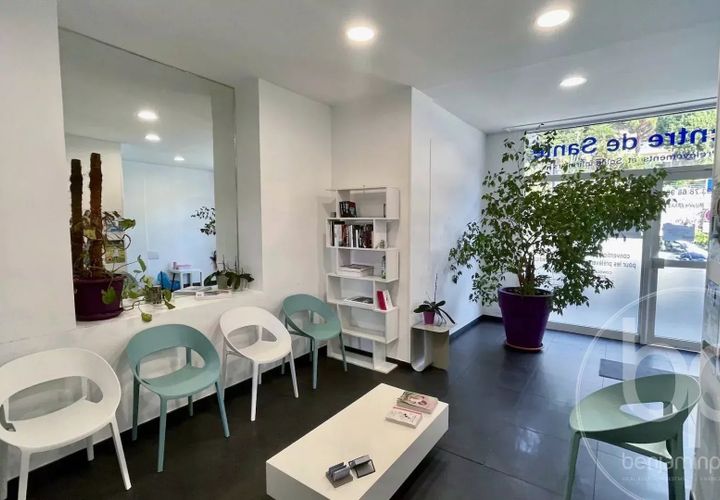 Erhvervsejendom i Cap-d'Ail, Alpes-Maritimes, Cap-d'Ail - € 570.000 | Ref: VR411 - foto 1
