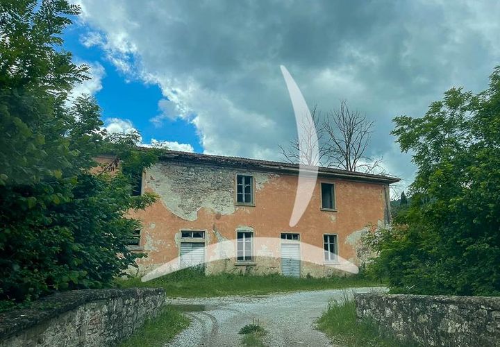 Farm hus i Bucine, Arezzo, Bucine - € 600.000 | Ref: a1190rc42921 - foto 1
