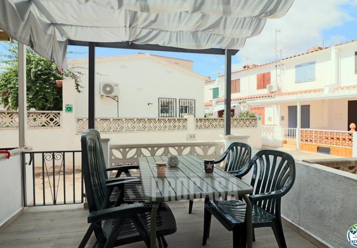 Villa i Empuriabrava, Gerona, Empuriabrava - € 142.000 | Ref: 3504 - foto 1