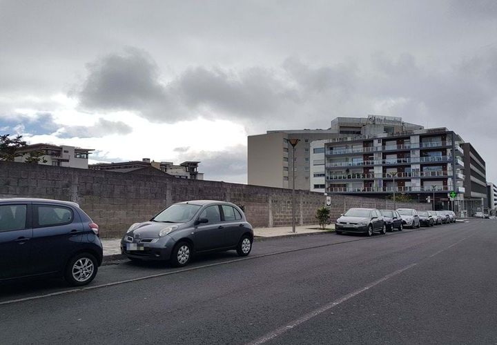 Helårsgrund i Ponta Delgada, Sao Miguel, Ponta Delgada - € 430.300 | Ref: CB11-T/03916-A4 - foto 1