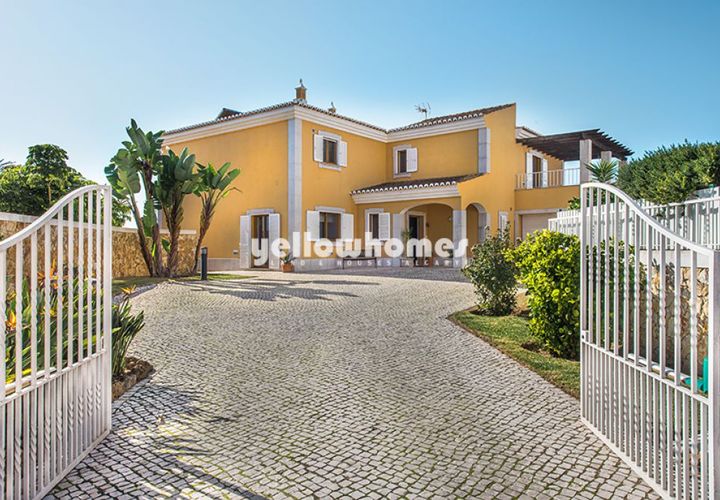 Villa i Tavira, Faro, Tavira - € 1.200.000 | Ref: LHV-1522 - foto 1