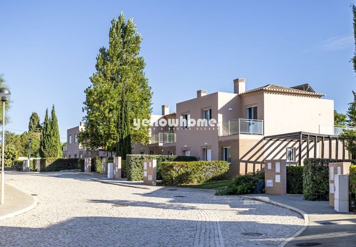 Villa i Carvoeiro, Faro, Carvoeiro - € 440.000 | Ref: D-LV-1 - foto 1
