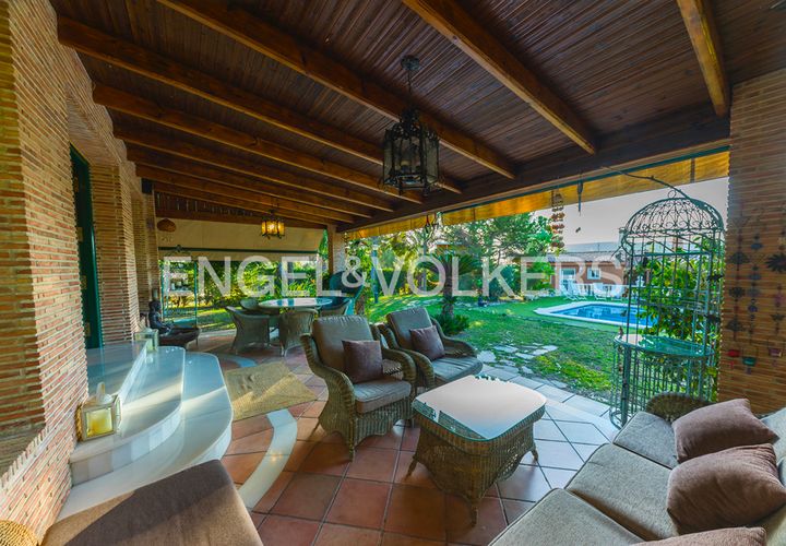 Villa a Alicante, Alicante, Alicante - € 750.000 | Ref: W-02LILR - foto 1