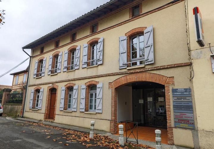 L'establiment comercial a Grenade, Haute-Garonne, Grenade - € 10.704/mes | Ref: GES28800007-148 - foto 1