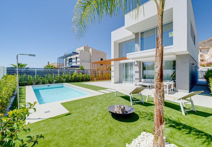 Villa a Finestrat, Alicante, Finestrat - € 8.000/mes | Ref: ALQFT435900/6084 - foto 1