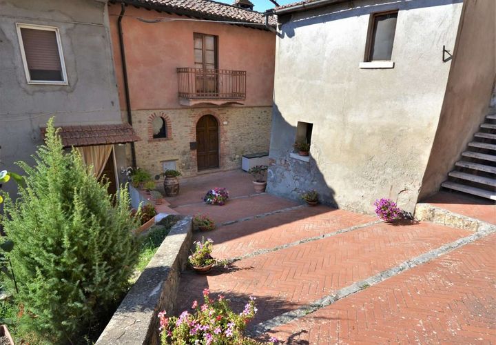 Villa i Fabro, Terni, Fabro - € 120.000 | Ref: OR8067M-211351 - foto 1