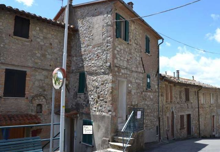 Villa i Fabro, Terni, Fabro - € 60.000 | Ref: OR809M-211747 - foto 1