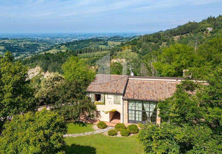 Villa a Roncofreddo, Forli-Cesena, Roncofreddo - € 1.400.000 | Ref: ila-355-255396 - foto 1