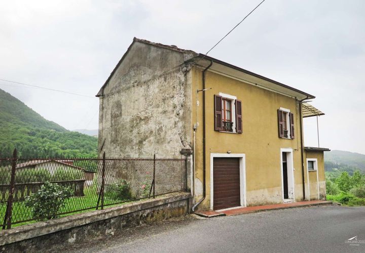Villa i Bagnone, Massa and Carrara, Bagnone - € 95.000 | Ref: 259A-446861 - foto 1