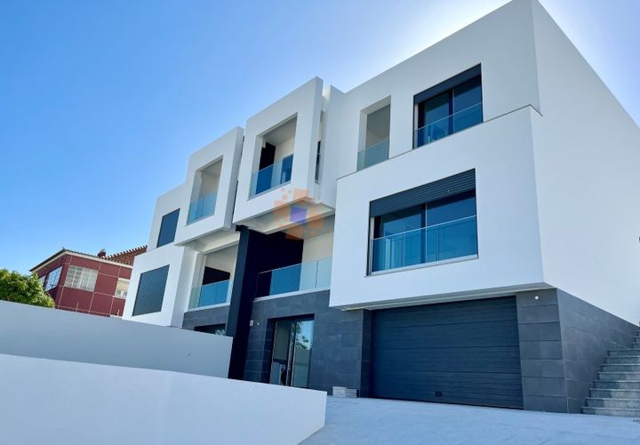 Byhus i Corroios, Setubal, Corroios - € 745.000 | Ref: 3524/25 - foto 1