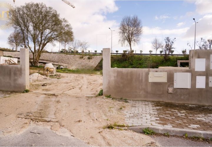 Helårsgrund i Matacaes, Lisbon, Matacaes - € 250.000 | Ref: GRU_419 - foto 1