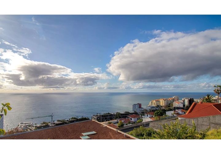 Byhus i Funchal, Madeira, Funchal - € 1.350.000 | Ref: C0216-03110 - foto 1