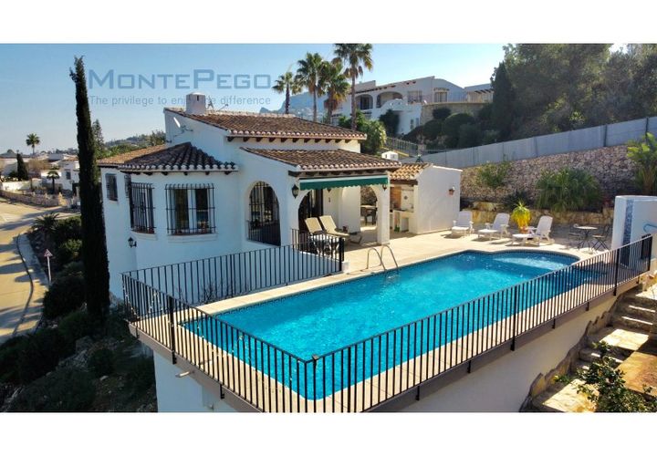 Villa a Pego, Alicante, Pego - € 450.000 | Ref: CAS_184 - foto 1