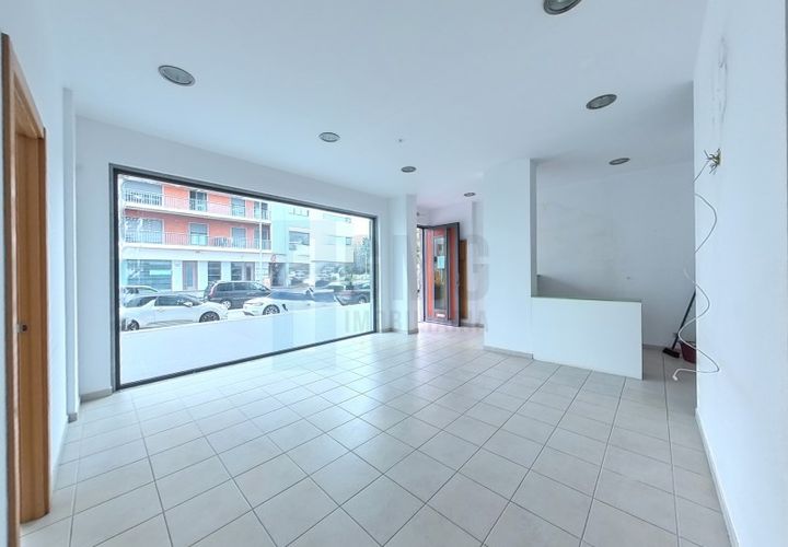 Erhvervsejendom i Odivelas, Lisbon, Odivelas - € 500.000 | Ref: LOC 147 - foto 1