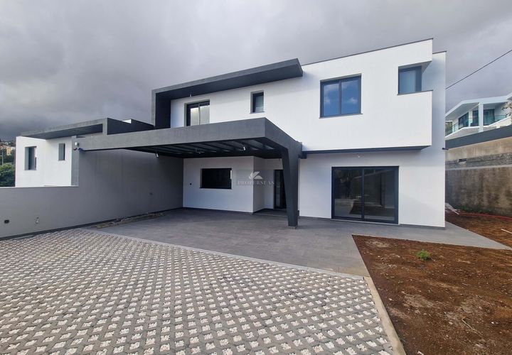 Villa a Sao Roque, Madeira, Sao Roque - € 750.000 | Ref: ND.0046 - foto 1