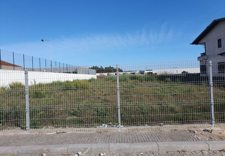 Helårsgrund i Maia, Porto, Maia - € 200.000 | Ref: 00818 - foto 1