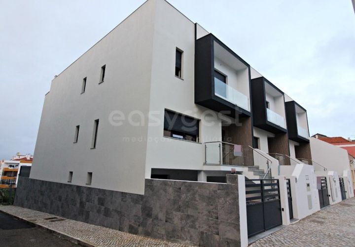Villa i Amora, Setubal, Amora - € 450.000 | Ref: HUB96747RF - foto 1