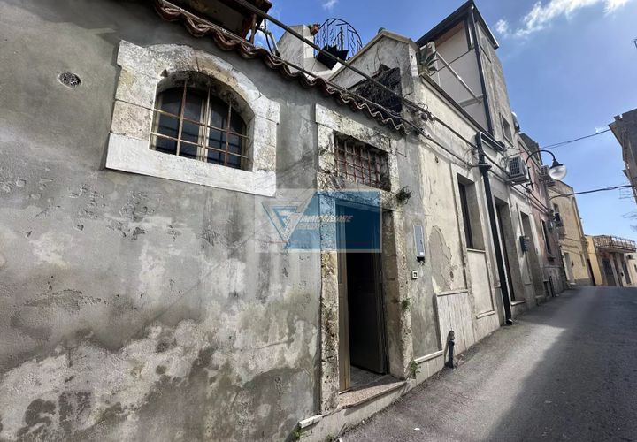 Herregård i Noto, Siracusa, Noto - € 25 000 | Ref: NT MONOV 13 - foto 1