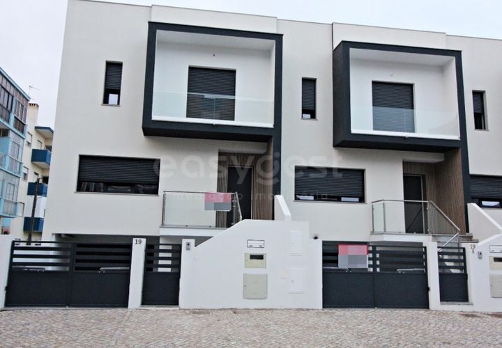 Villa i Amora, Setubal, Amora - € 450.000 | Ref: HUB96748RF - foto 1
